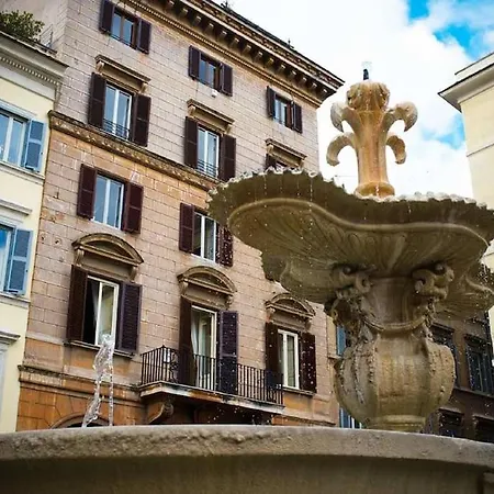 La Corte antica dei Banchi Vecchi-3